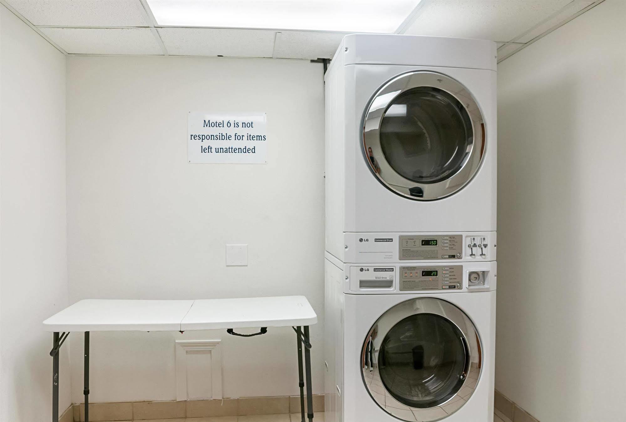 Motel 6-New Orleans, La - Near Downtown ภายนอก รูปภาพ