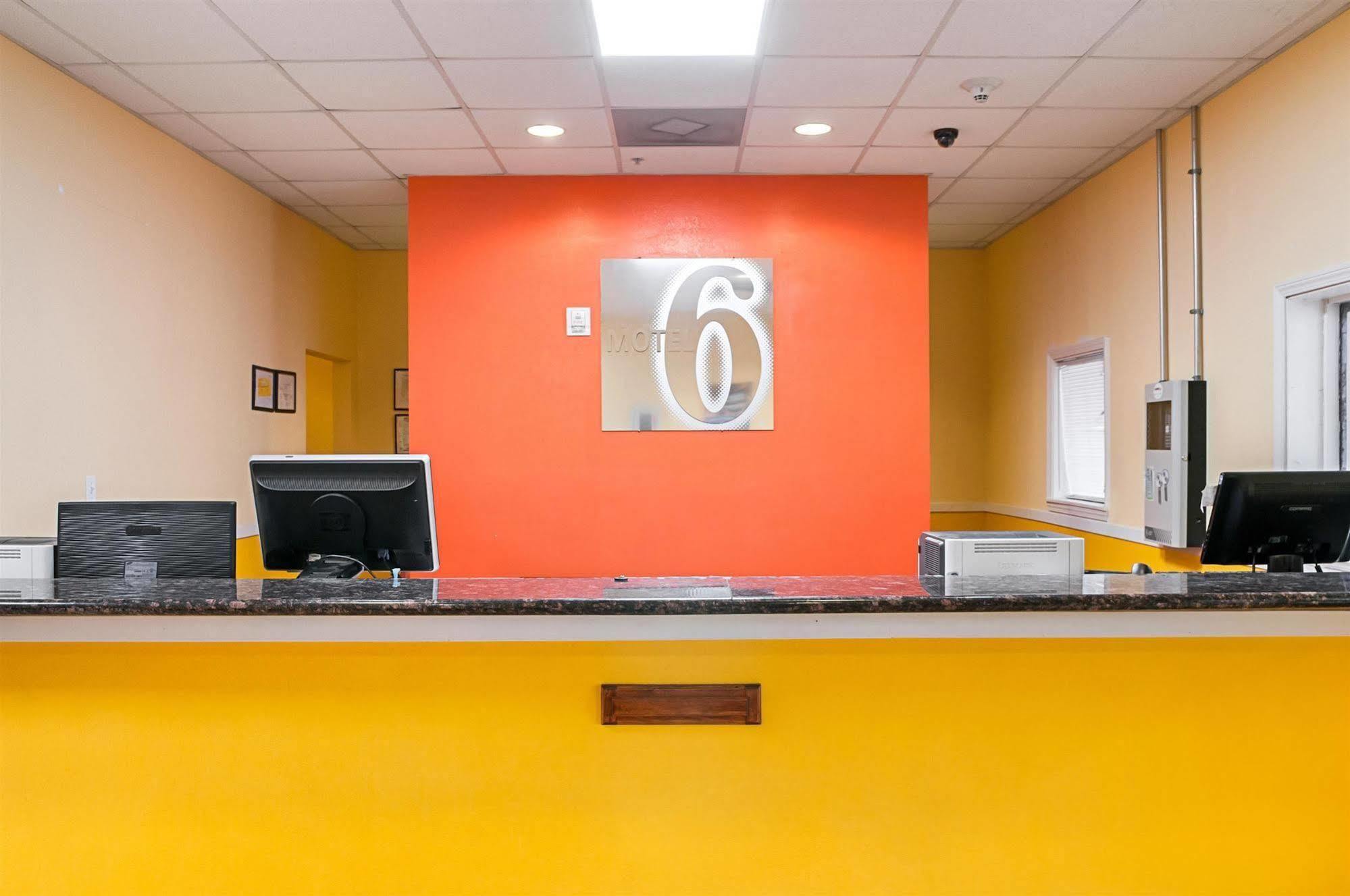 Motel 6-New Orleans, La - Near Downtown ภายนอก รูปภาพ
